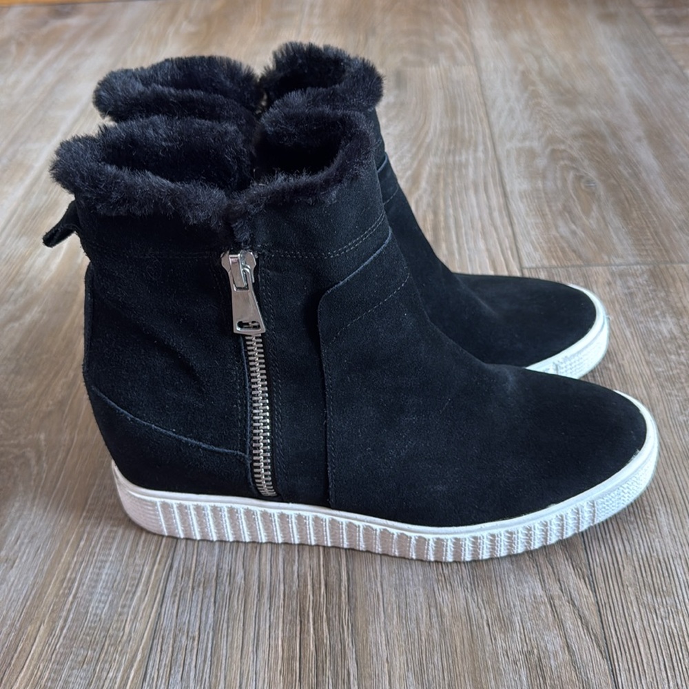 Steven Suede Ankle Boots